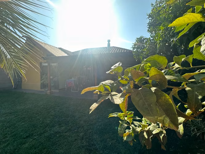 ARRIENDO CASA AYRES 4 DORMITORIOS 3 BAÑOS EN CONDOMINIO