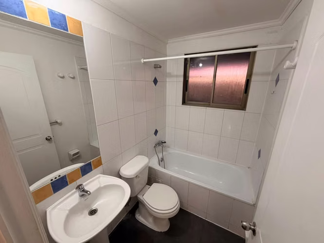 ARRIENDO CASA AYRES 4 DORMITORIOS 3 BAÑOS EN CONDOMINIO