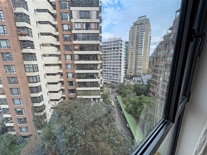 Departamento en arriendo de 2 dorm. en Las Condes