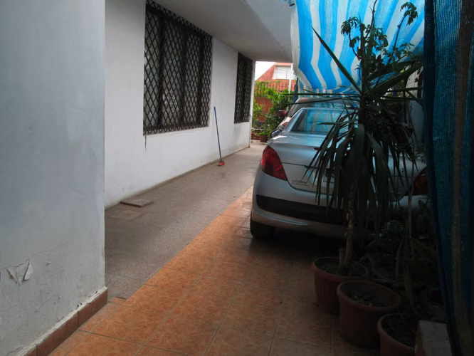 Gran casa 3D 2B 216/417mt2, Metro Santiago Bueras, Maipú