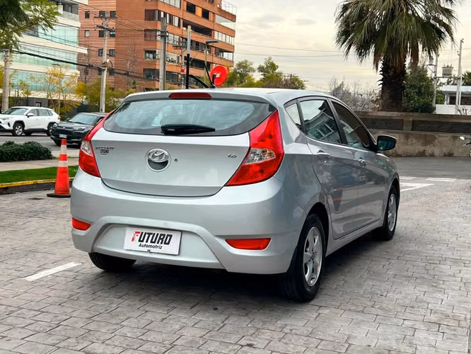 HYUNDAI ACCENT RB 1.6 GLS 2AB ABS - 2015 | 414