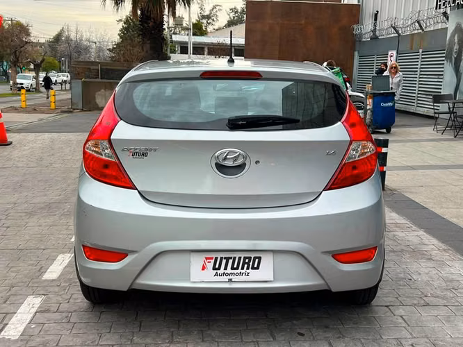 HYUNDAI ACCENT RB 1.6 GLS 2AB ABS - 2015 | 414
