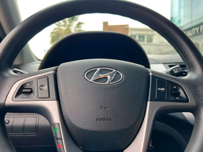 HYUNDAI ACCENT RB 1.6 GLS 2AB ABS - 2015 | 414