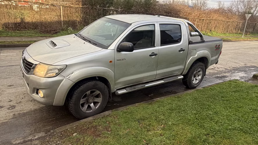 Camioneta Toyota hilux Vigo 2013 4x4 Full