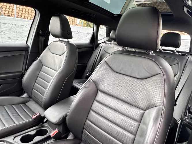 VOLKSWAGEN TAOS HIGHLINE TSI 250  2022