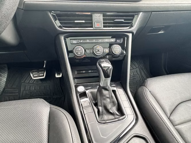 VOLKSWAGEN TAOS HIGHLINE TSI 250  2022
