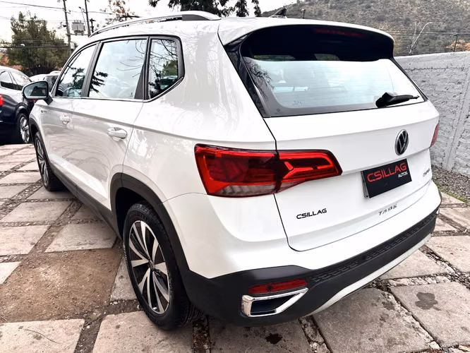 VOLKSWAGEN TAOS HIGHLINE TSI 250  2022