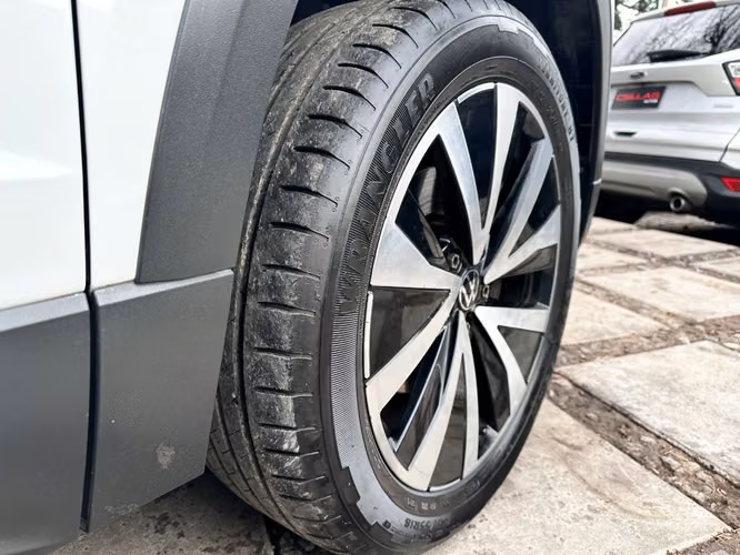 VOLKSWAGEN TAOS HIGHLINE TSI 250  2022