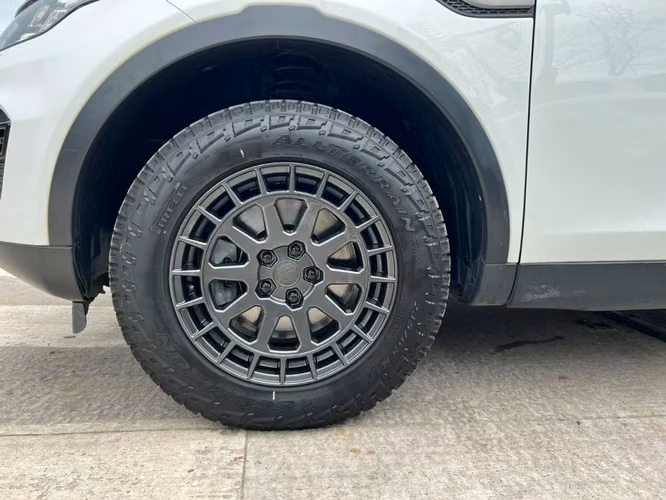 LAND ROVER DISCOVERY SPORT 2.0 2016