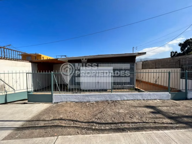 VENDE CASA VILLA AZUL, ANTOFAGASTA
