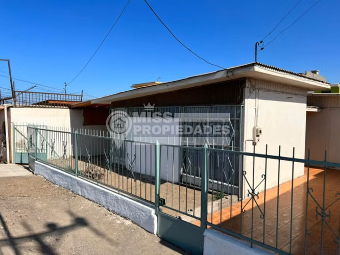 VENDE CASA VILLA AZUL, ANTOFAGASTA