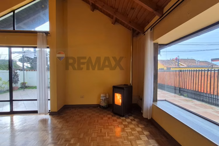 Amplia casa en venta san pedro de la paz