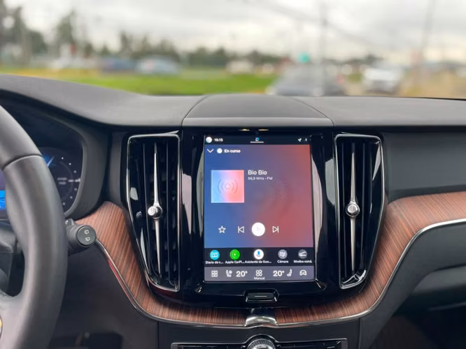 VOLVO XC60 T8 RECHARGE 4X4  2024