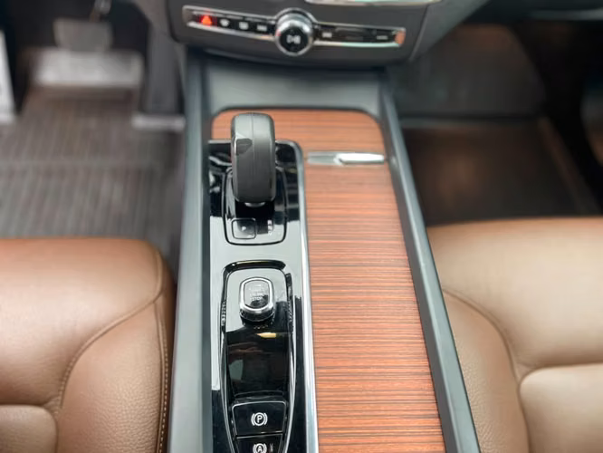 VOLVO XC60 T8 RECHARGE 4X4  2024