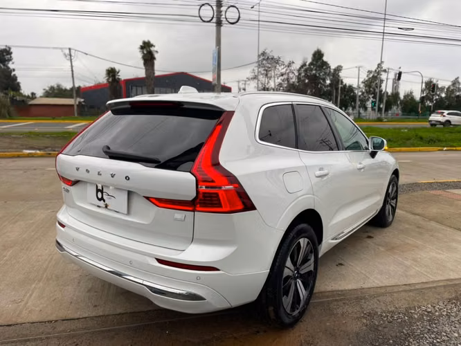 VOLVO XC60 T8 RECHARGE 4X4  2024