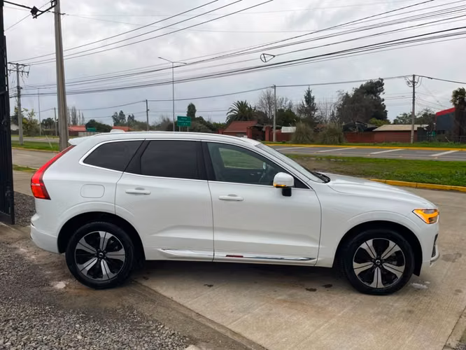 VOLVO XC60 T8 RECHARGE 4X4  2024