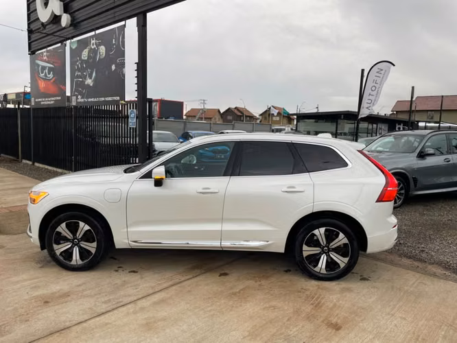 VOLVO XC60 T8 RECHARGE 4X4  2024