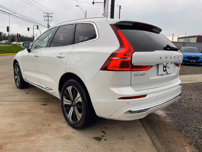 VOLVO XC60 T8 RECHARGE 4X4  2024