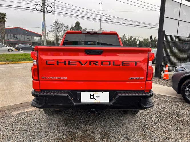 CHEVROLET SILVERADO ZR2 4X4 6.2 AUT 2023