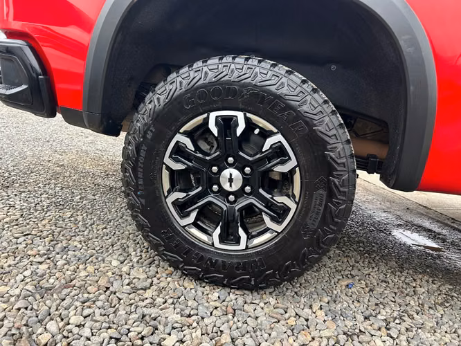 CHEVROLET SILVERADO ZR2 4X4 6.2 AUT 2023