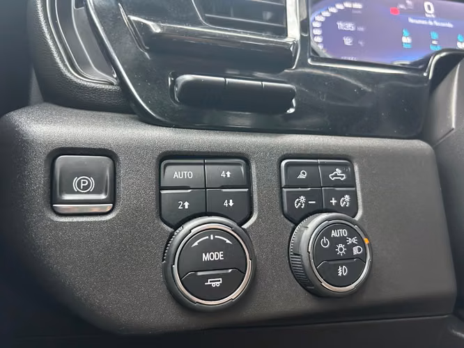 CHEVROLET SILVERADO ZR2 4X4 6.2 AUT 2023