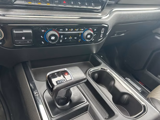 CHEVROLET SILVERADO ZR2 4X4 6.2 AUT 2023