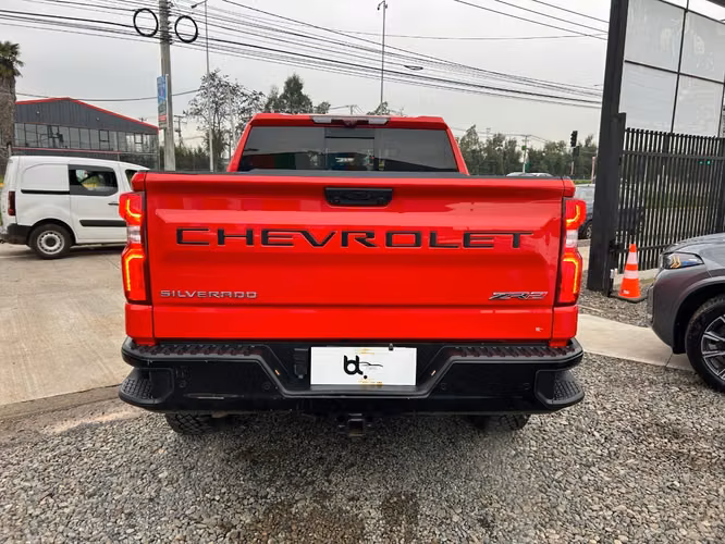 CHEVROLET SILVERADO ZR2 4X4 6.2 AUT 2023