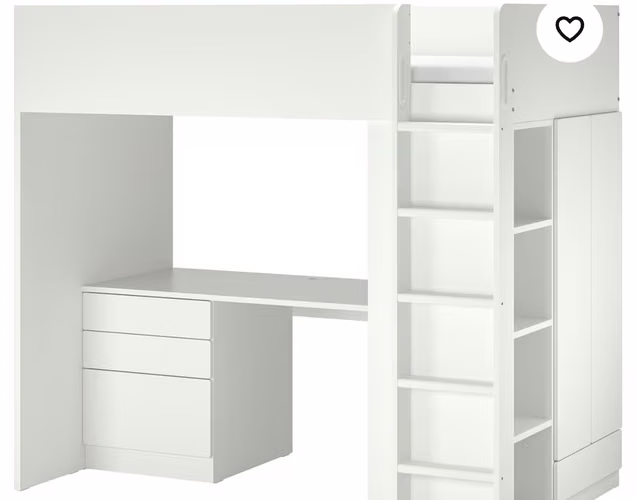Cama alta con escritorio y closet