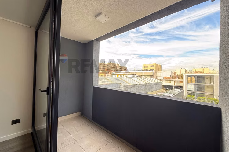 Arriendo 2d+2b con estac y bodega rosas