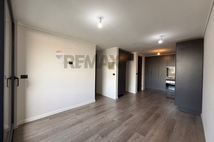 Arriendo 2d+2b con estac y bodega rosas