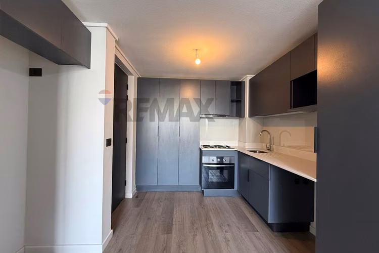 Arriendo 2d+2b con estac y bodega rosas