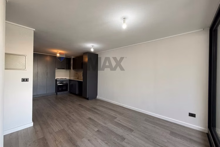 Arriendo 2d+2b con estac y bodega rosas