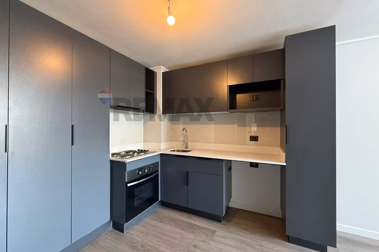 Arriendo 2d+2b con estac y bodega rosas