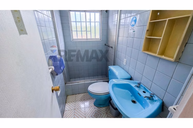 Exclusiva propiedad comercial los conquistadores