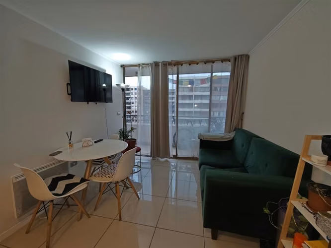 DEPARTAMENTO Excelente inversión (alta demanda de arriendo).Cómodo y moderno, 1 dormitorio, amplia terraza, con bodega METRO PARQUE BUSTAMANTE
