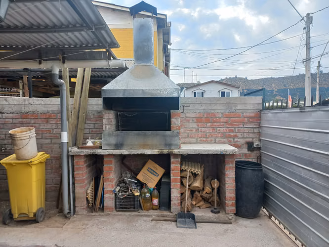 OPORTUNIDAD CASA 2D ENTORNO FAMILIAR MARÍA PINTO 1757UF