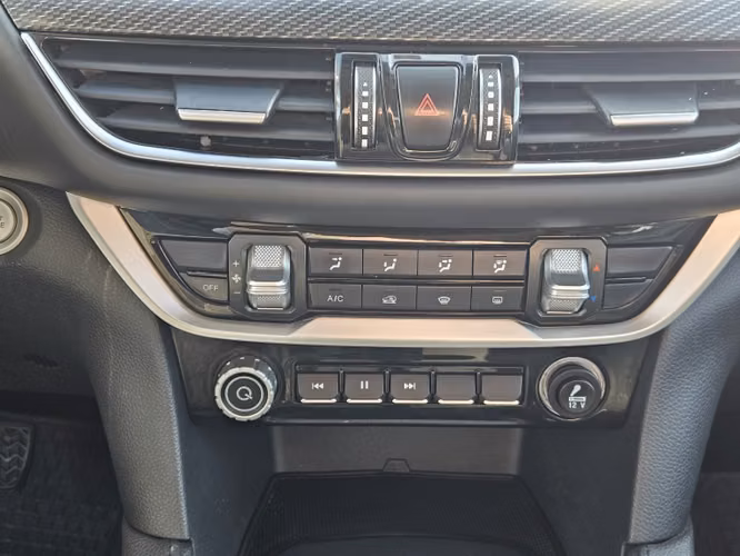 Dongfeng Ax5 Df6 2.5 Mt Diesel 2023