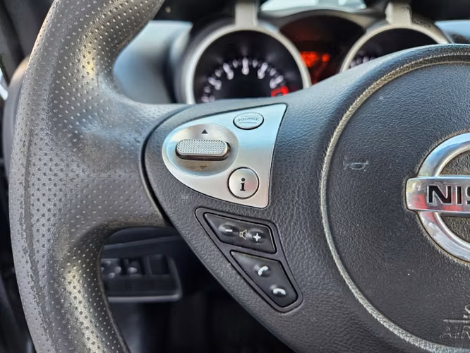 Nissan Juke Juke Sense 1.6 Aut 2016