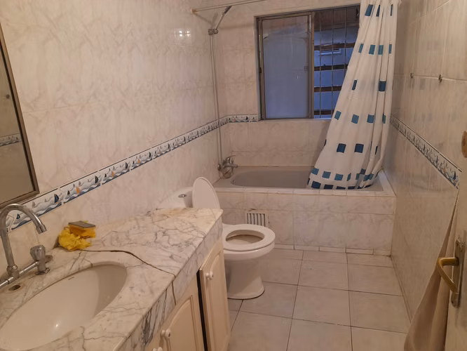arriendo pieza amoblada central - Imagen 2