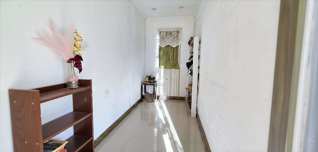 Arriendo de bodega / oficina, en La Cruz, paradero 14,5.  $130.000.