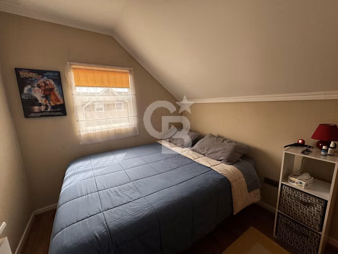 Casa en Sector Residencial a 5 Minutos de la Costanera.