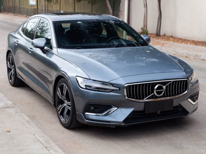 Volvo S60 T5 2020