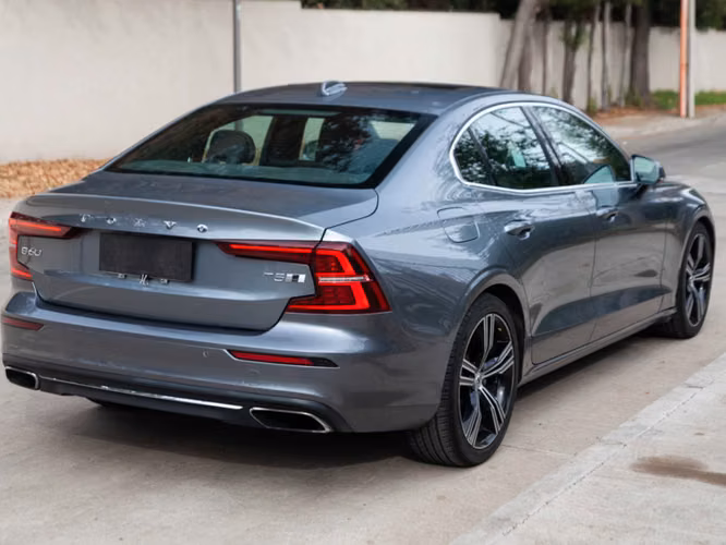 Volvo S60 T5 2020