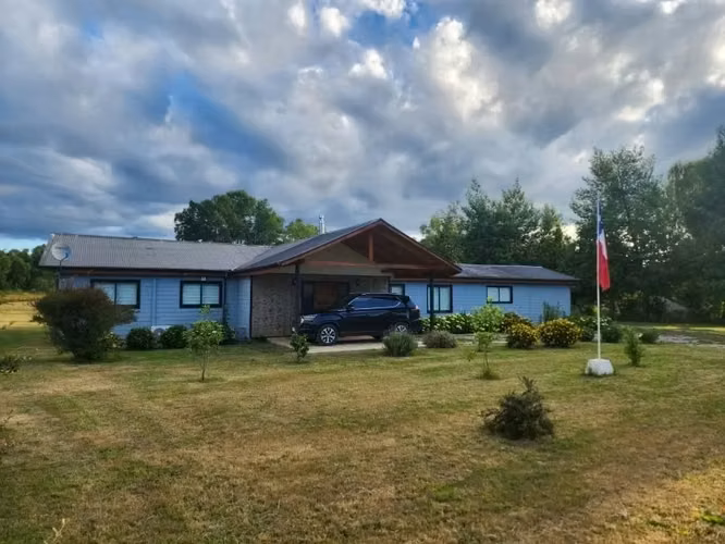 CASA EN PARCELA A 20 MINUTOS DE VALDIVIA