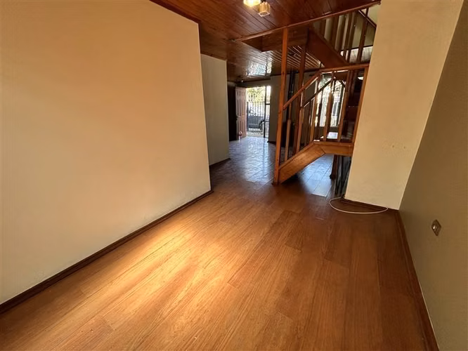 Casa en Arriendo de 4D 2B Estac Sector Sur Poniente Talca
