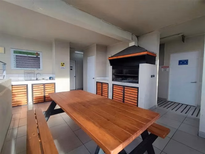 Departamento en venta de 2 dorm con estacionamiento y bodega