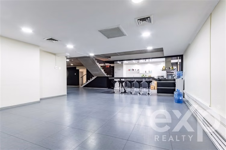 Oportunidad! local Comercial con 2 roles independientes - Imagen 6