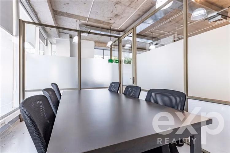 Oportunidad! local Comercial con 2 roles independientes - Imagen 12