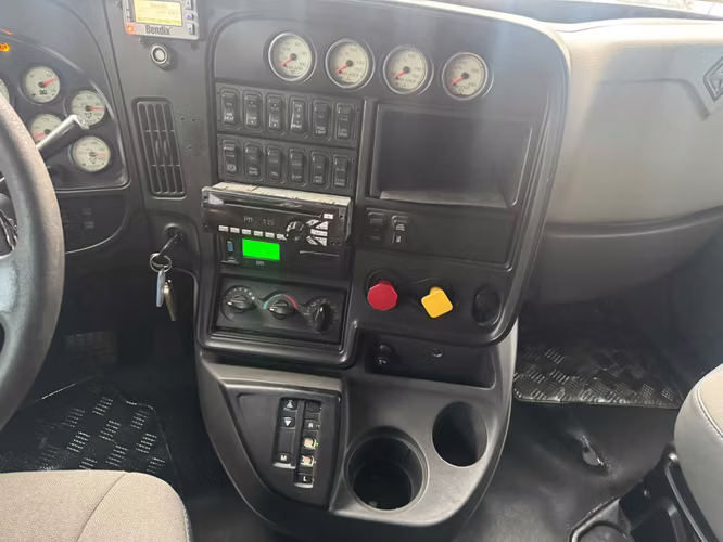 TRACTO CAMION INTERNATIONAL MODELO PROSTAR
