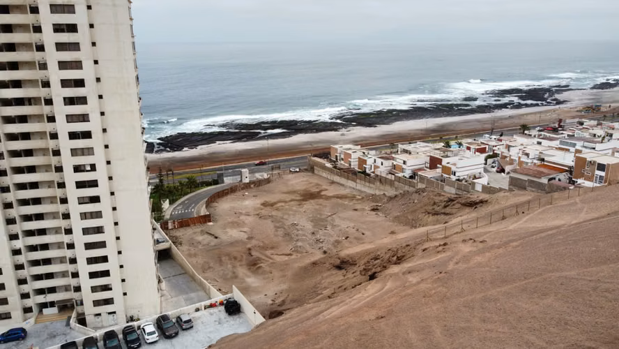 TERRENO GRANDE SECTOR SUR ANTOFAGASTA LLACOLEN - Imagen 4